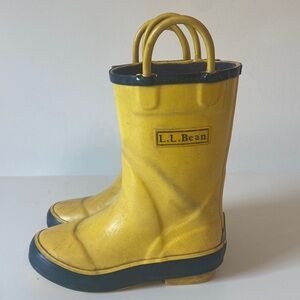 Size toddler 8 LL Bean rain boots